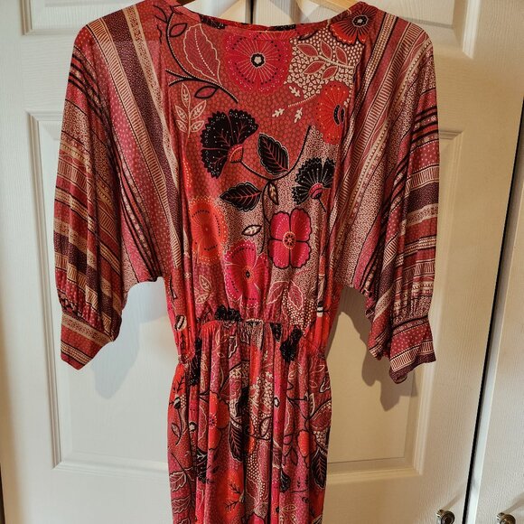VINTAGE Red Floral Midi SM - Picture 1 of 2